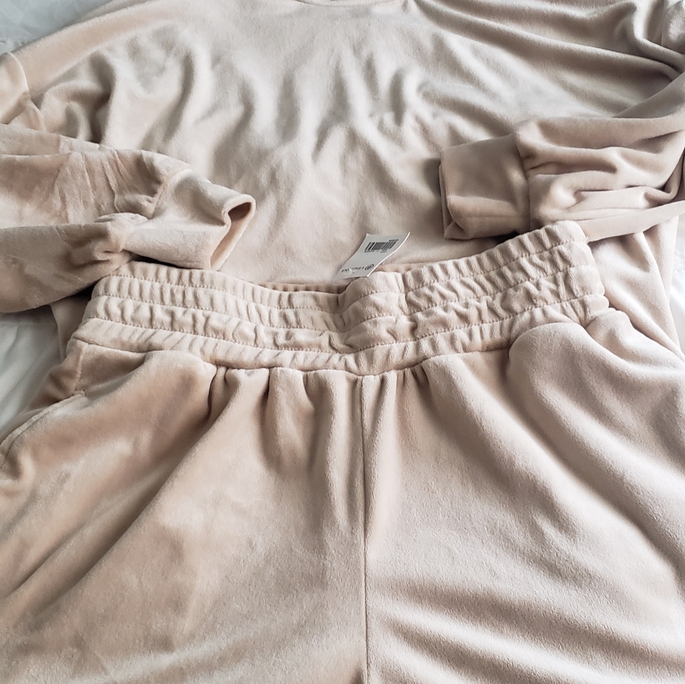 Set long sleeve and shorts